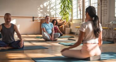 professeur de yoga
